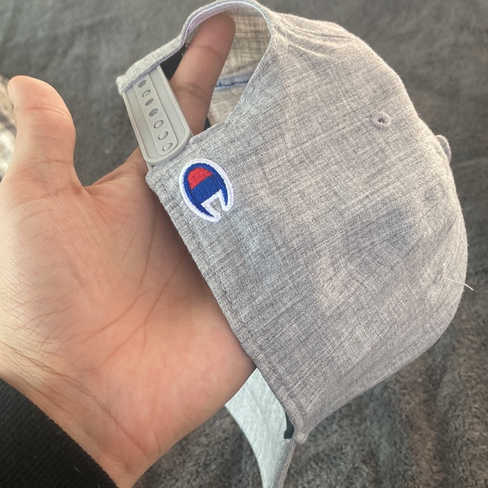 Champion SnapBack - Picture 2 of 2